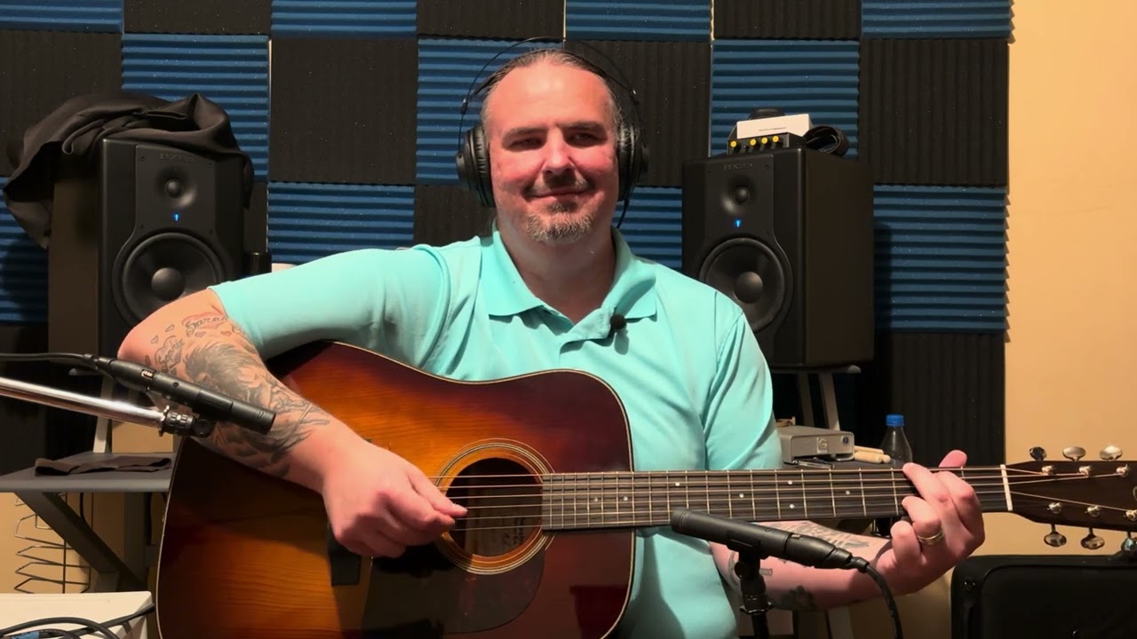 *Gone* Bang! Here’s A Gallagher Bluegrass Bell Amberburst Dreadnought Guitar 🔔