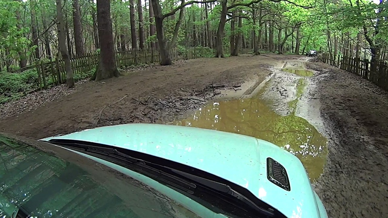 Off roading in a Range Rover Evoque Cabrio