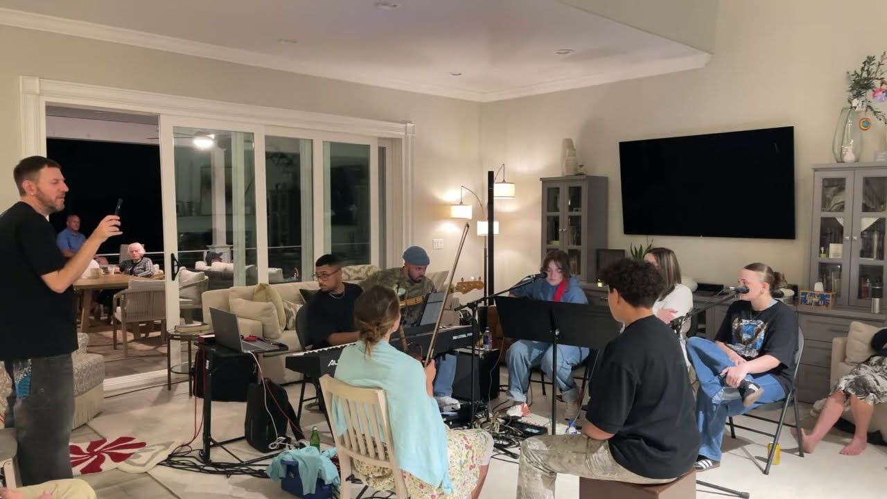 Melody Bennett is live!