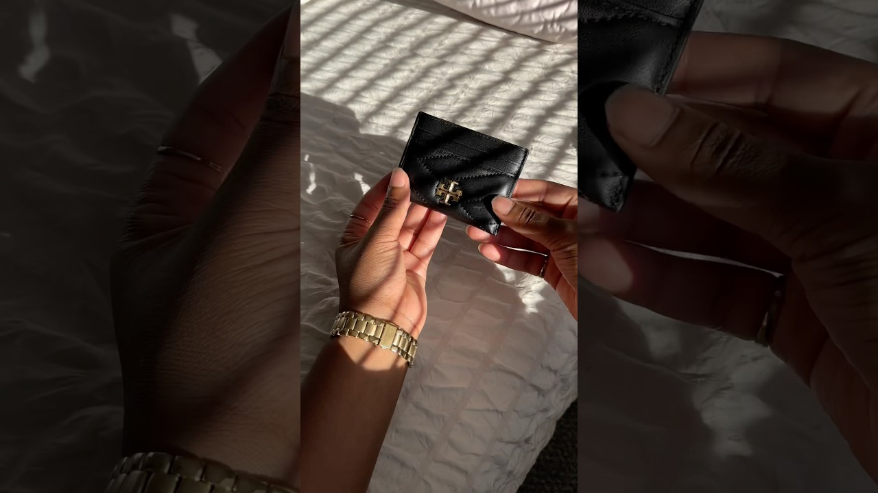Unboxing my new Tory Burch Kira chevron card case 