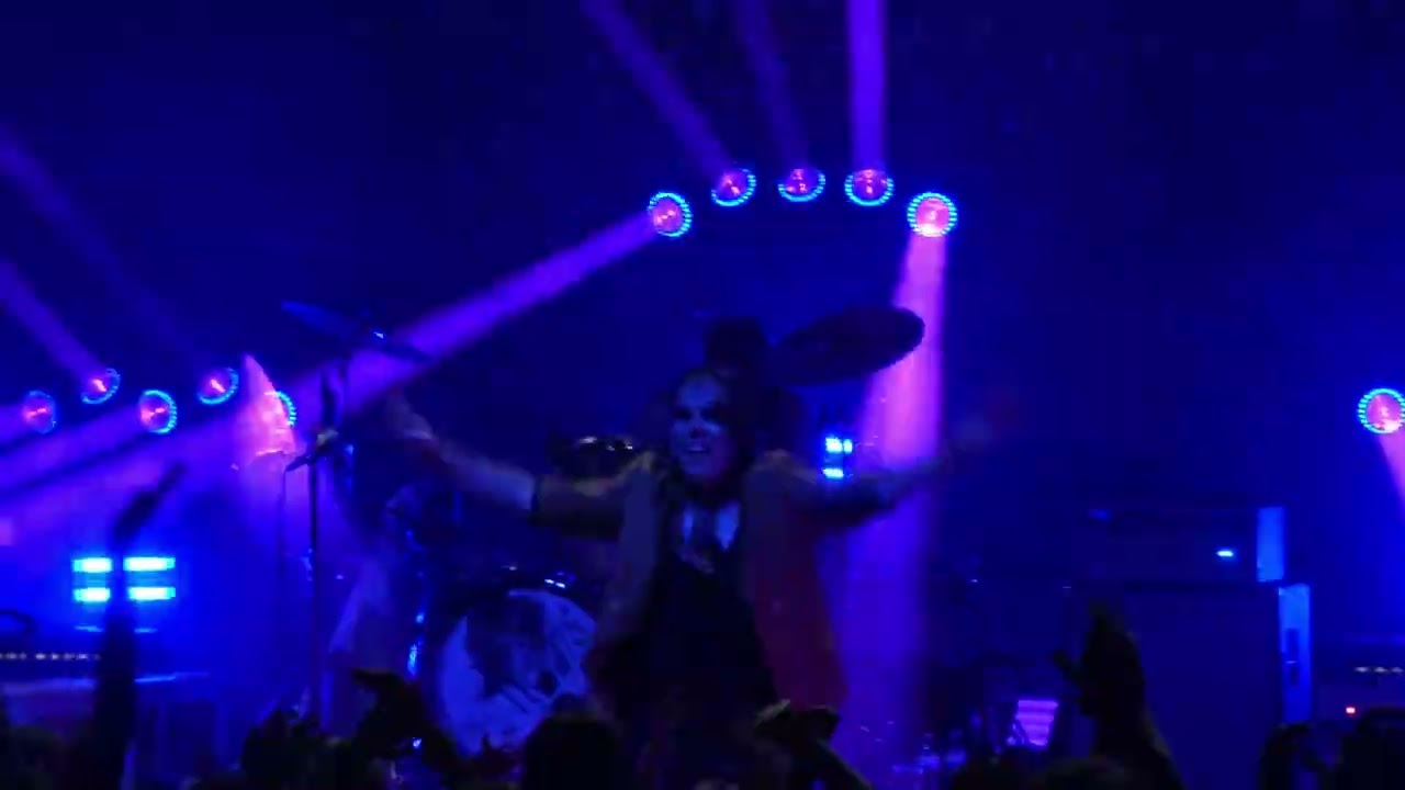The Struts - Pretty Vicious - Live at The Fillmore in Detroit, MI on 8-4-25