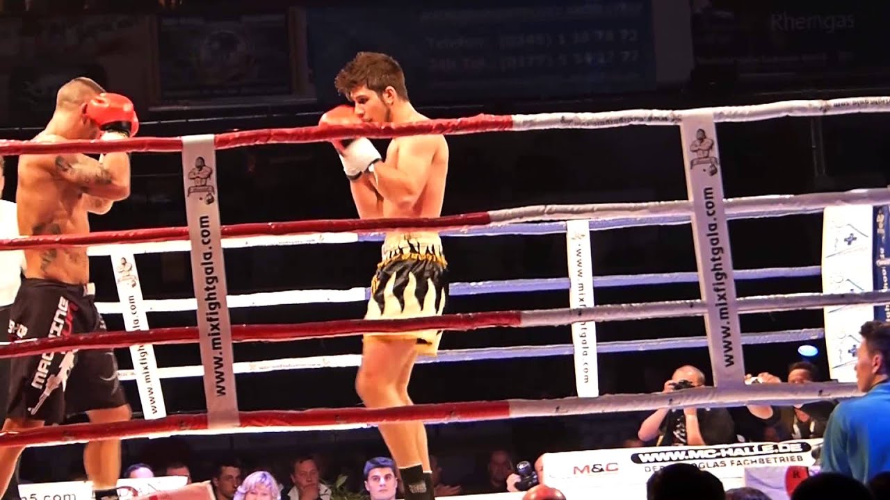 Tobias Voss vs Steven Kitzing - 2013 - La Familia Fight Night - Halle an der Saale - Thaiboxen