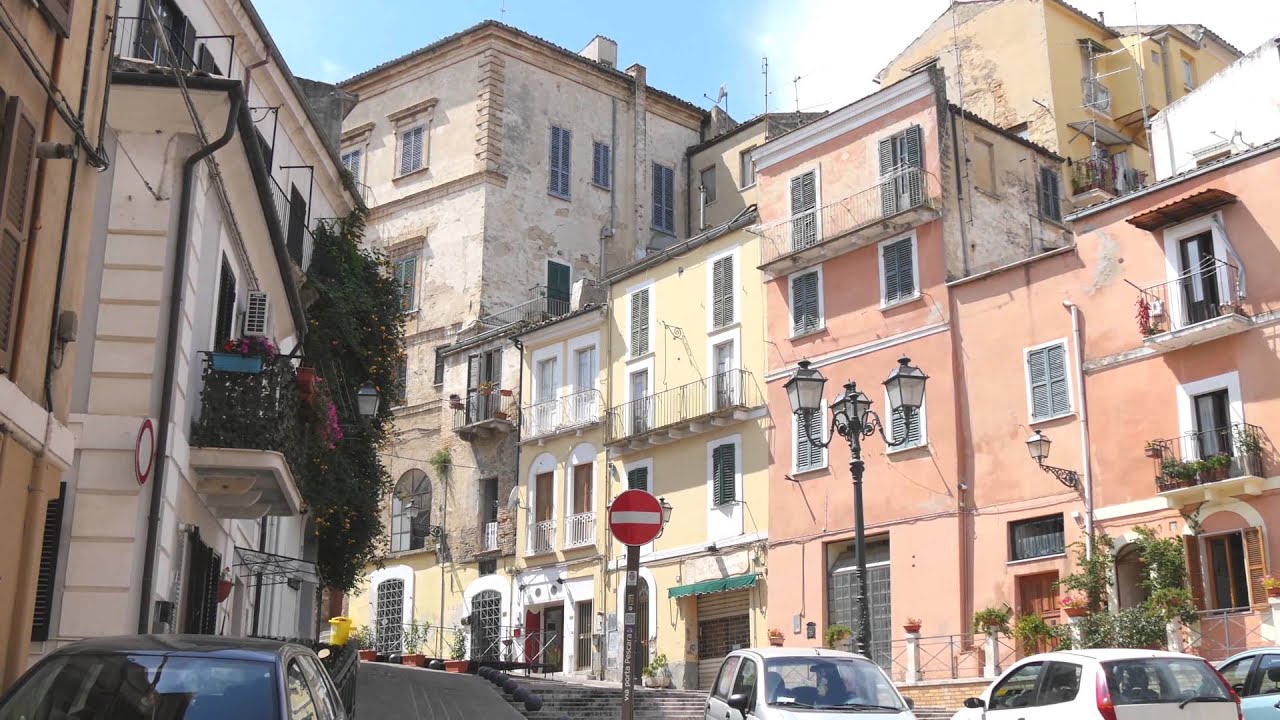 CHIETI in 4K (Ultra HD) 29.97 fps.