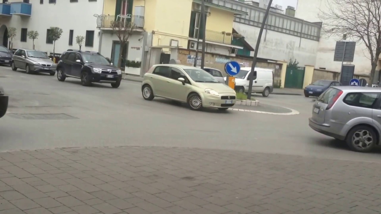 Video rotonde. Sei di Afragola se... (Official page)