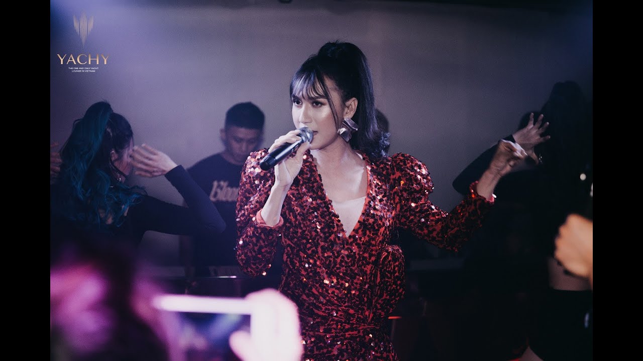 Lynk Lee - Buồn Th&igrave; Cứ Kh&oacute;c đi (Live at Yachy Bar)