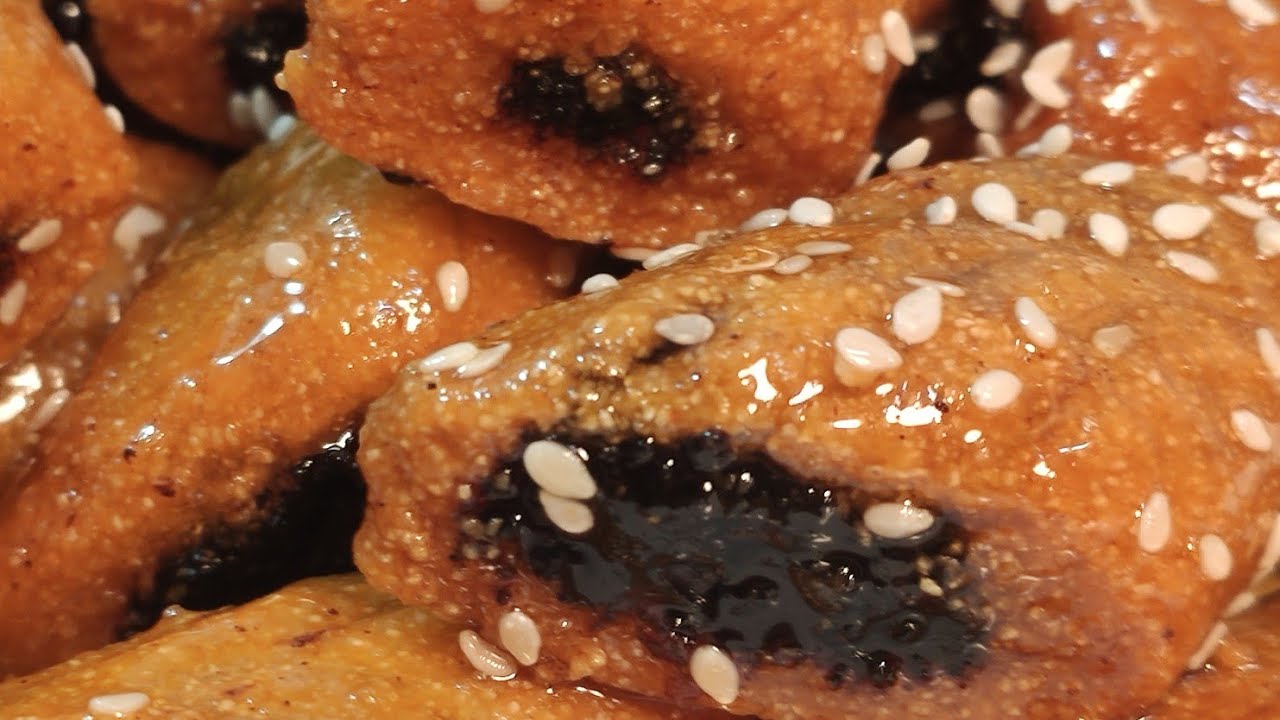 RECETTE DE MAKROUTH TUNISIEN AU DATTES , CUISINE MALIYA , وصفة مقروض تونسي في قمت الروعة وممتازة