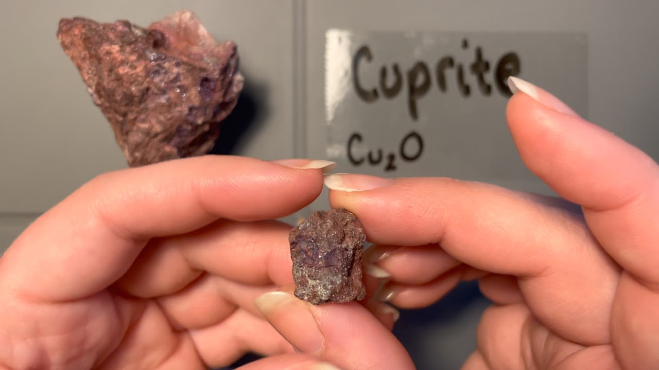 Minerals : Oxides - Cuprite