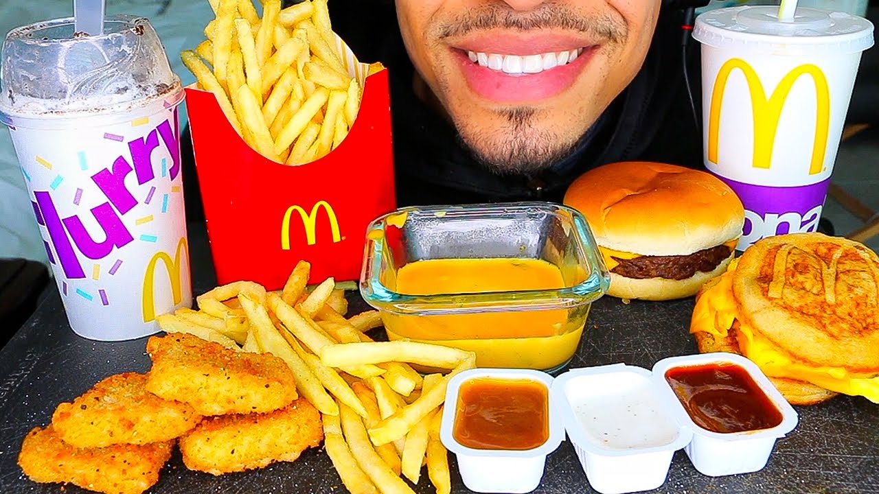ASMR MCDONALD'S CHICKEN NUGGETS CHEESEBURGERS OREO MCFLURRY FRIES CHEESE SAUCE MUKBANG EATING SHOW