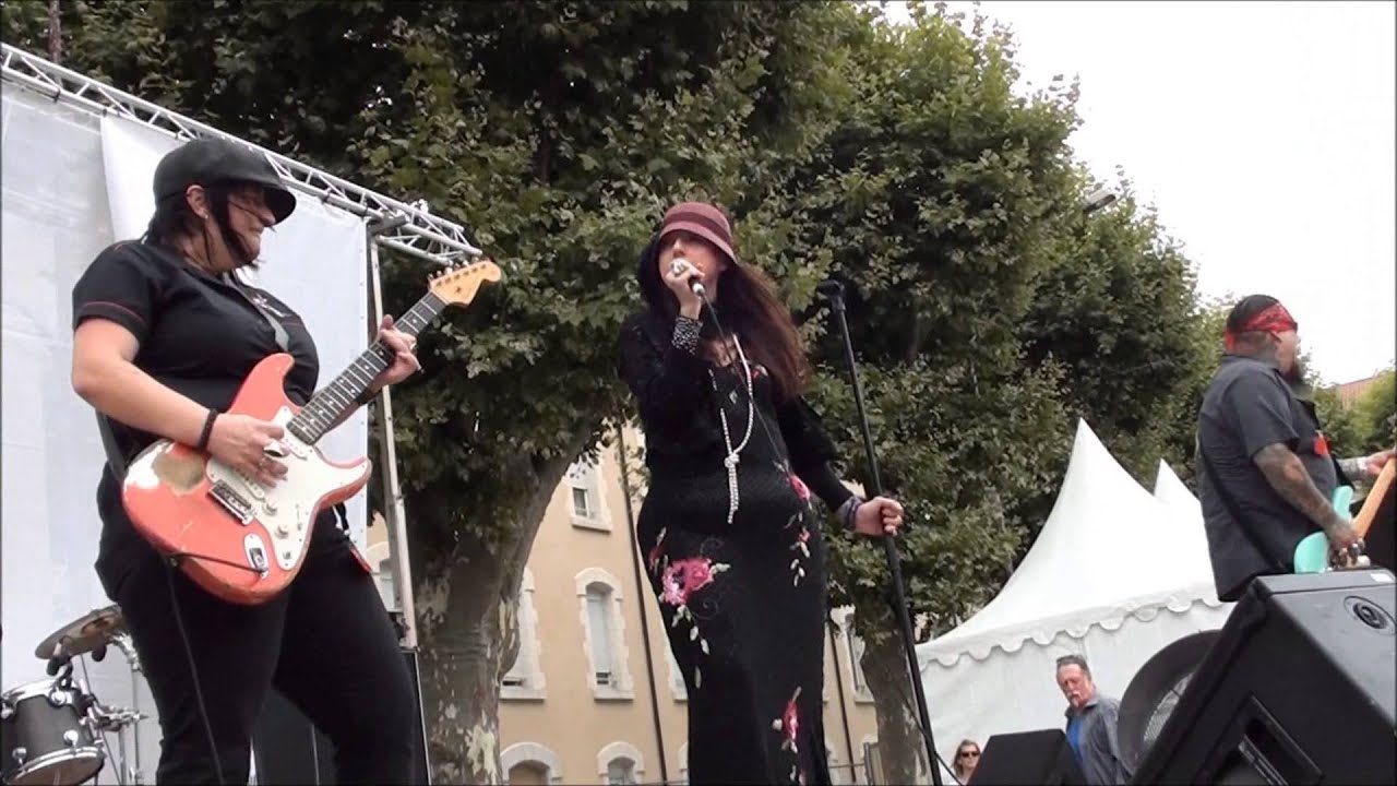 CANDYE KANE Feat. LAURA CHAVEZ in Cahors BLUES Festival 2015