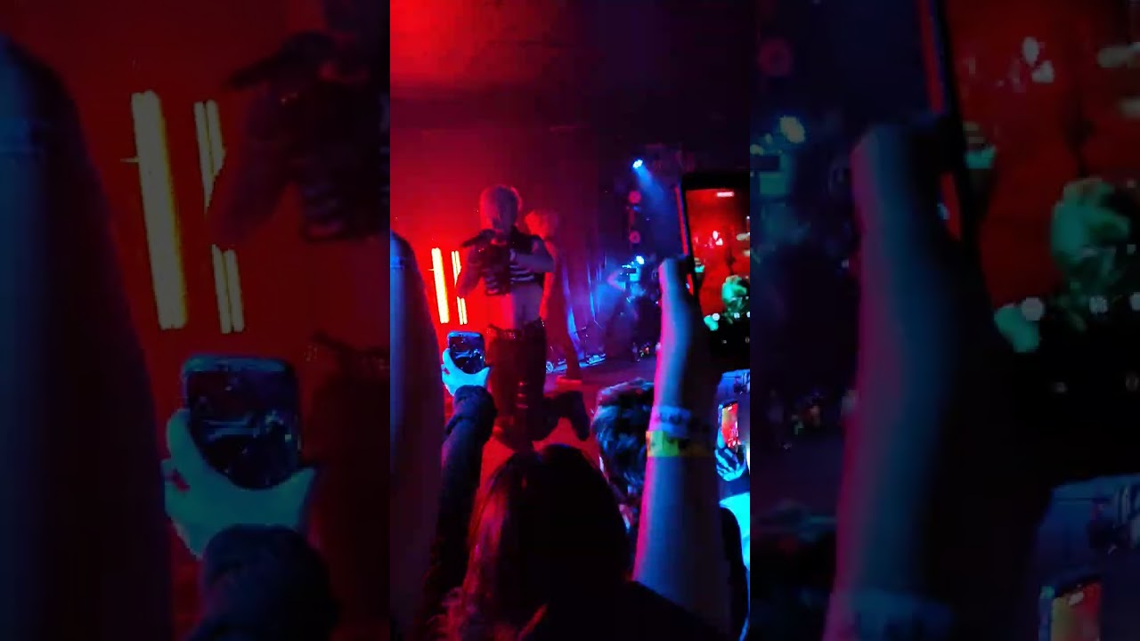 TX2 LIVE at Grey Witch Las Vegas #emo #punk #tx2 X MOVEMENT 