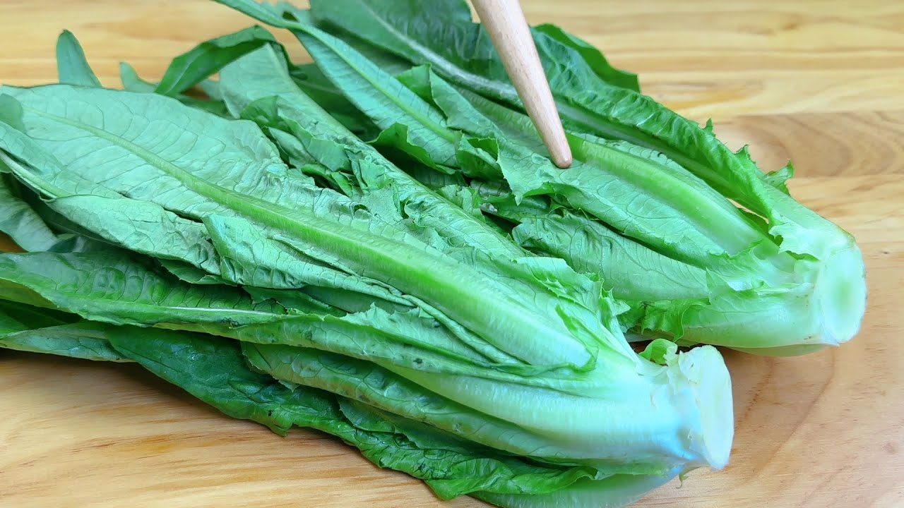 Салат вкусный.  ❗  Цвет зеленоватый, цвет не меняется.  ❗  Грибы  ❗ 