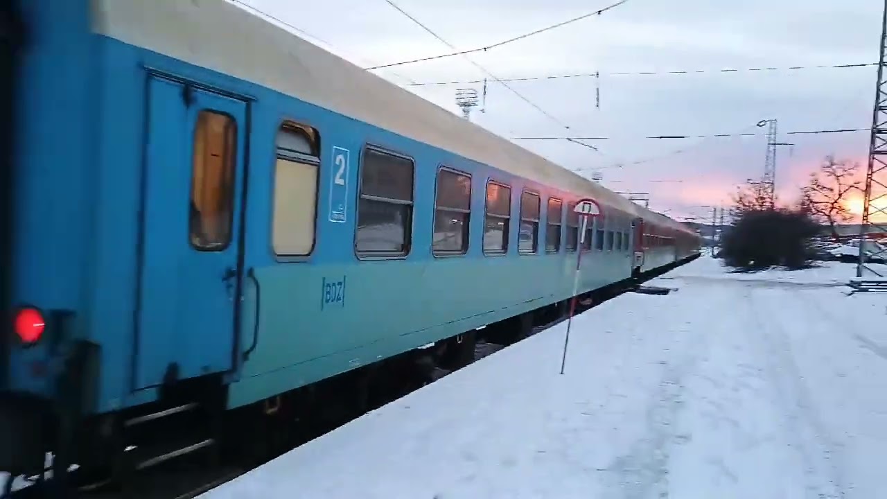 БВ 80 049 Хан Омуртаг потегля от гара Враца