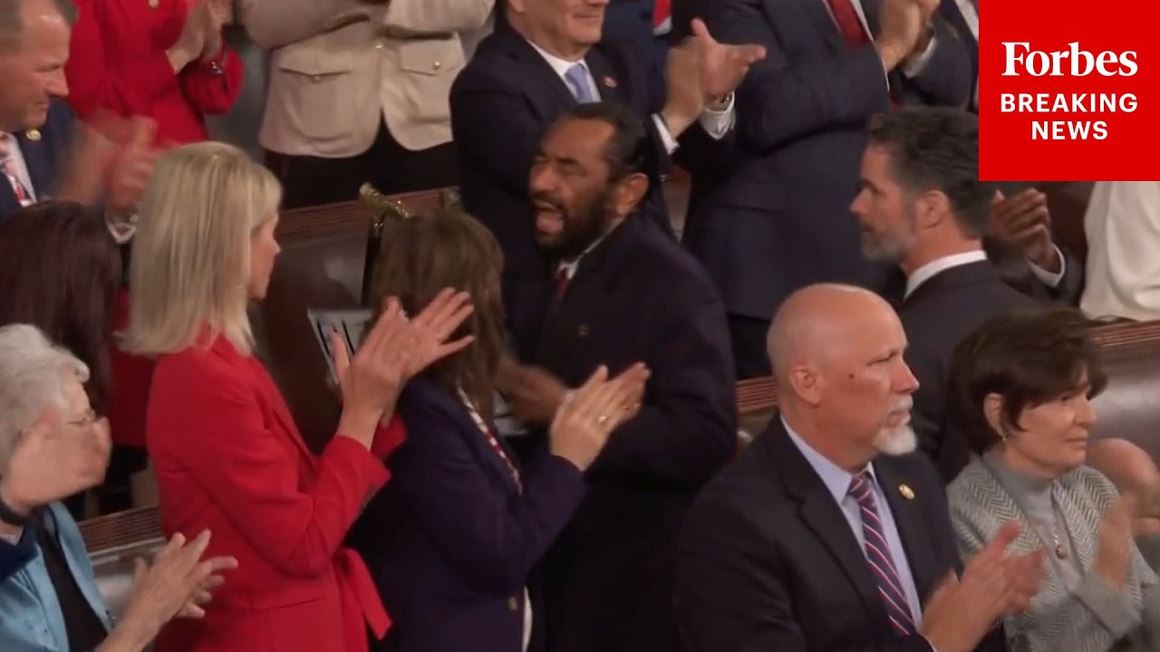 BREAKING NEWS: Al Green Escorted Out Of Trump's State Of The Union After Heckling
