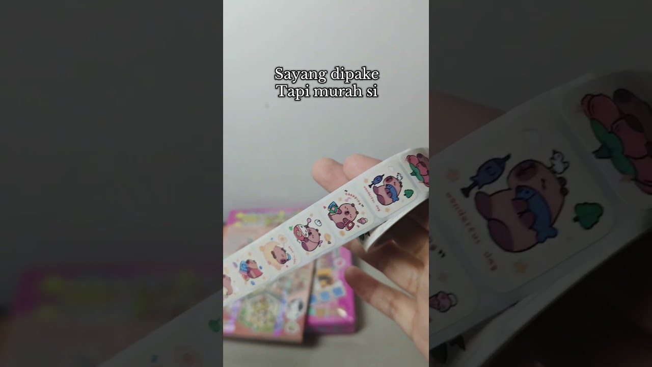 Capybara Sticker Roll 