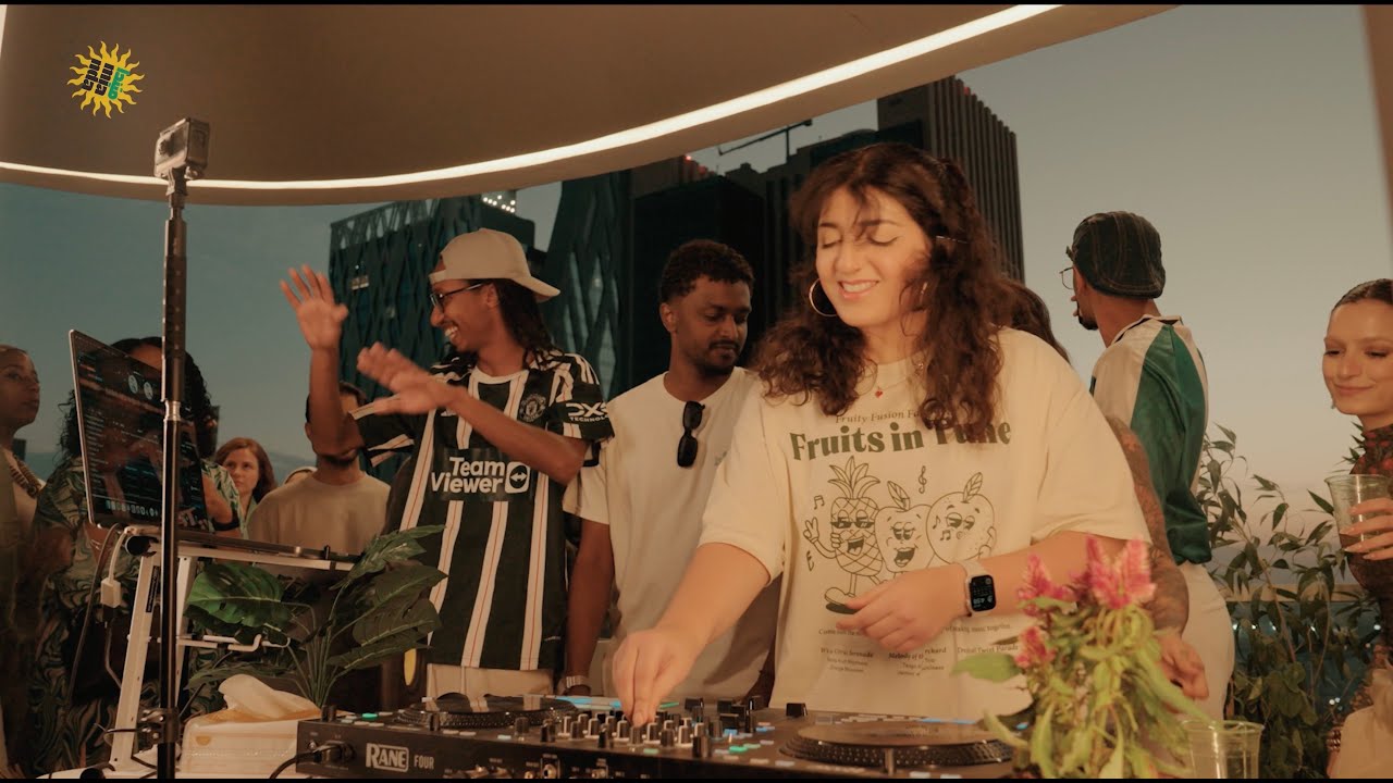 Mianda: World Garage and DnB - Zaytune