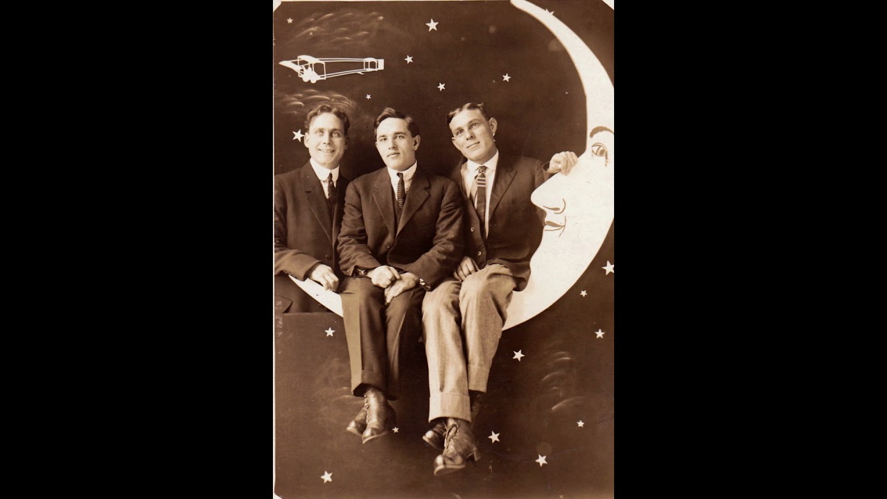 Mad Dog (Louis Armstrong) - New Orleans Bootblacks (1926)