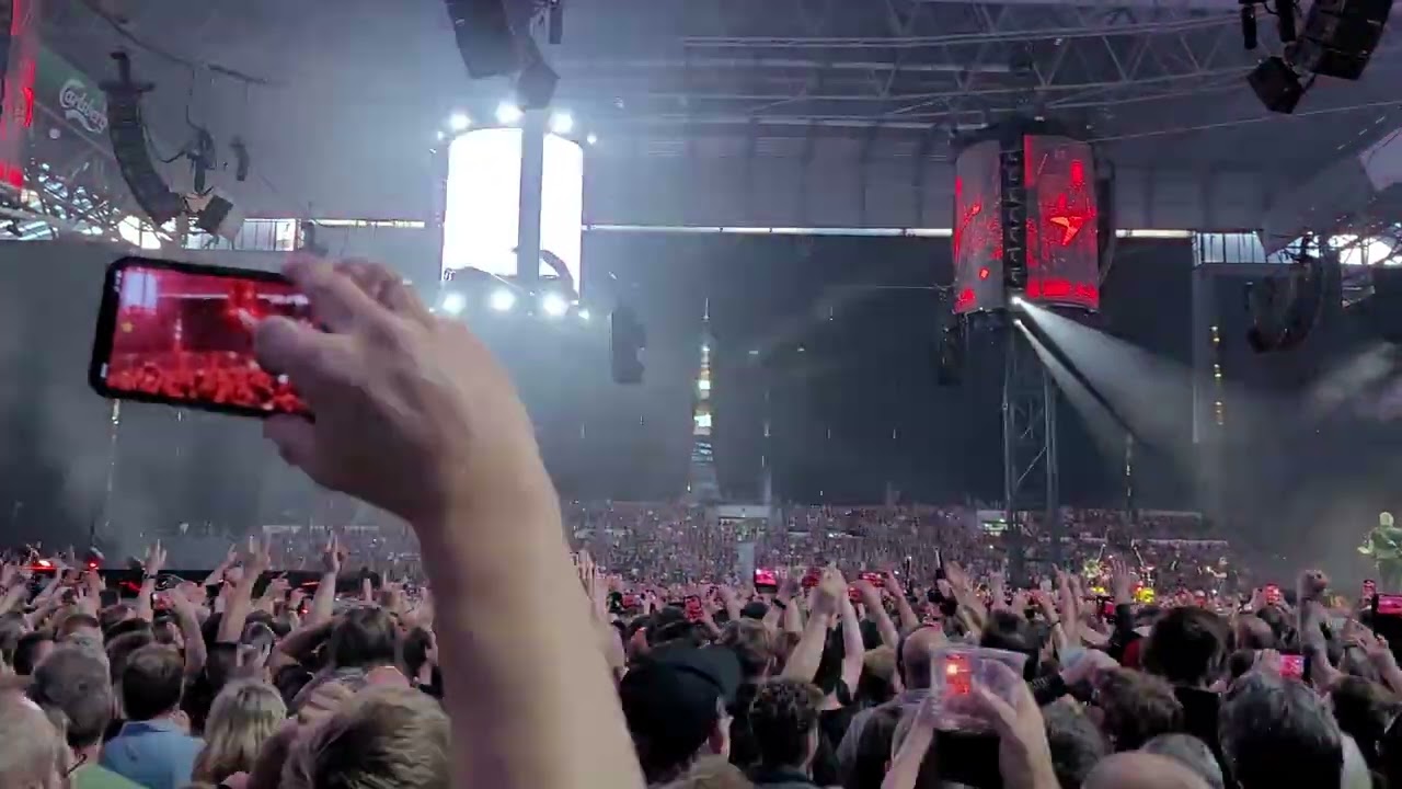 Metallica, Concert start,  Parken Stadium, Copenhagen, Denmark, June 14, 2024