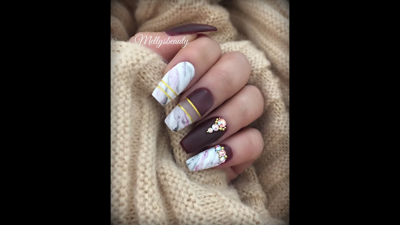 Acrylic Nails | Burgundy & Marble Nails