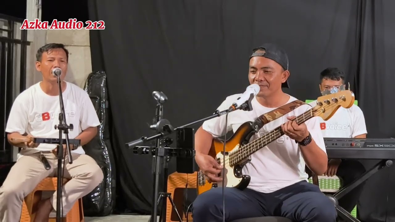 BEGINI JADINYAH KALAU MAIN GITAR BASS SAMBIL NYANYI 