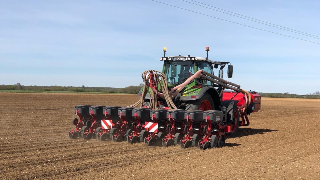 Fendt one 724 au semis de maïs 2022