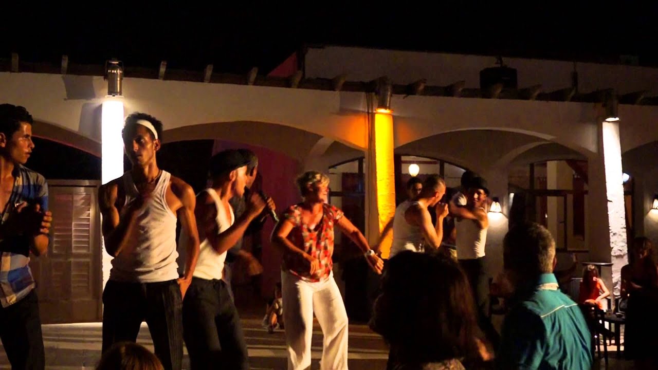 Crazy sign - Muevelo - Club Med Djerba la Douce - 09/2013