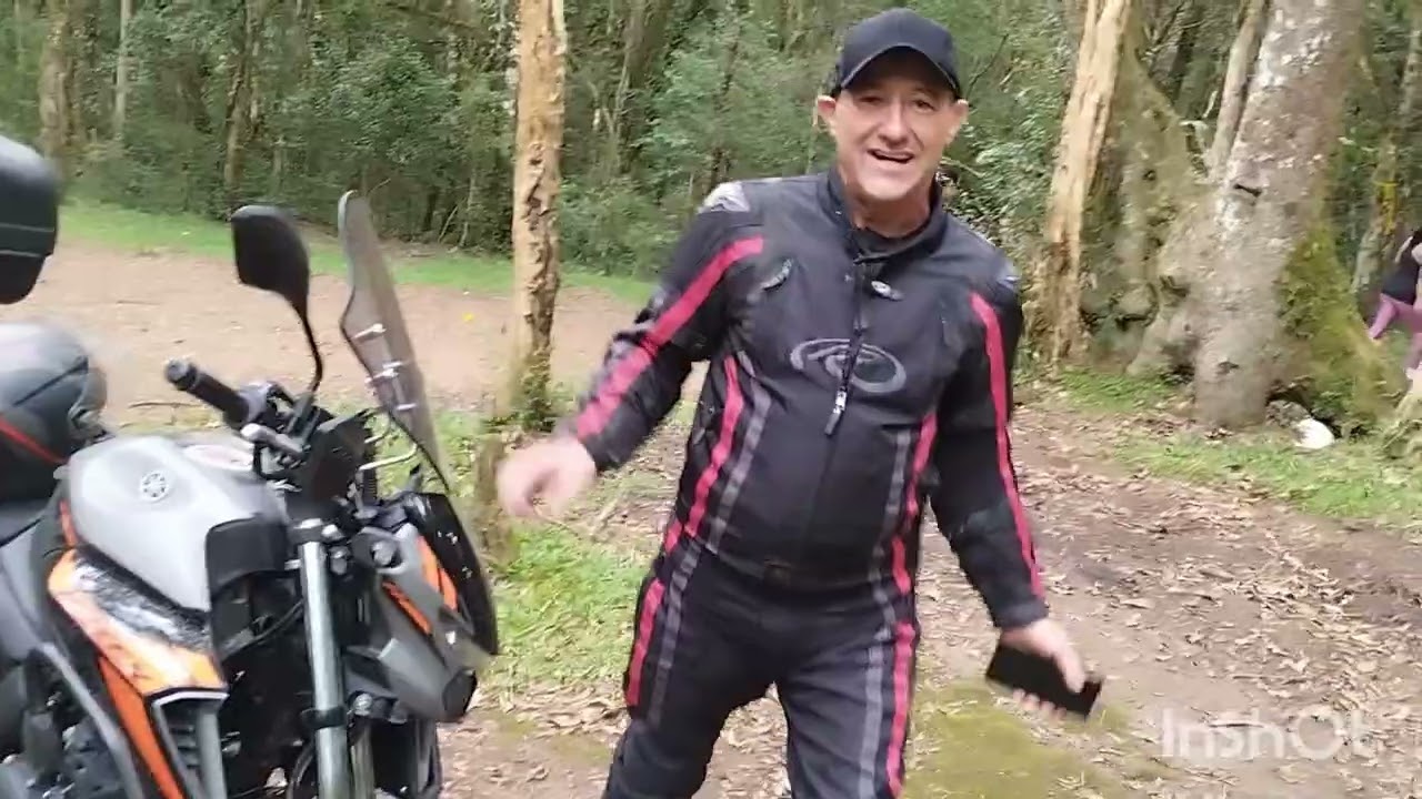 Indo visitar uma cachoeira na região de areia branca Mandirituba PR 
