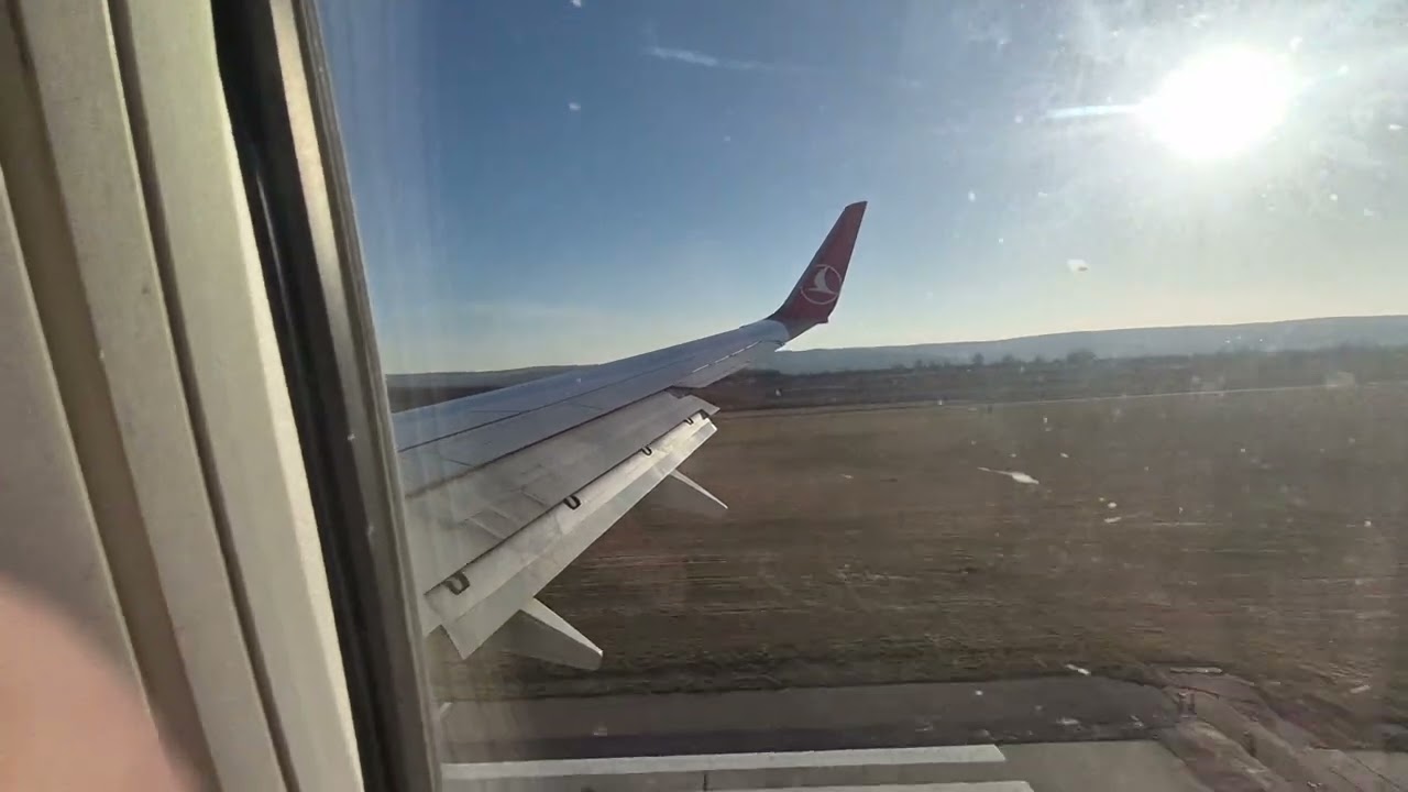 посадка літака   Boeing 737_800 рейс  🇹🇷Istanbul_Chisinau🇲🇩