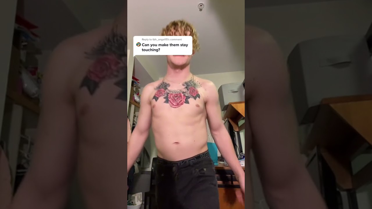 Guy Born Without Collarbones Joins His Shoulders Together To Show a Trick - 1186957-2