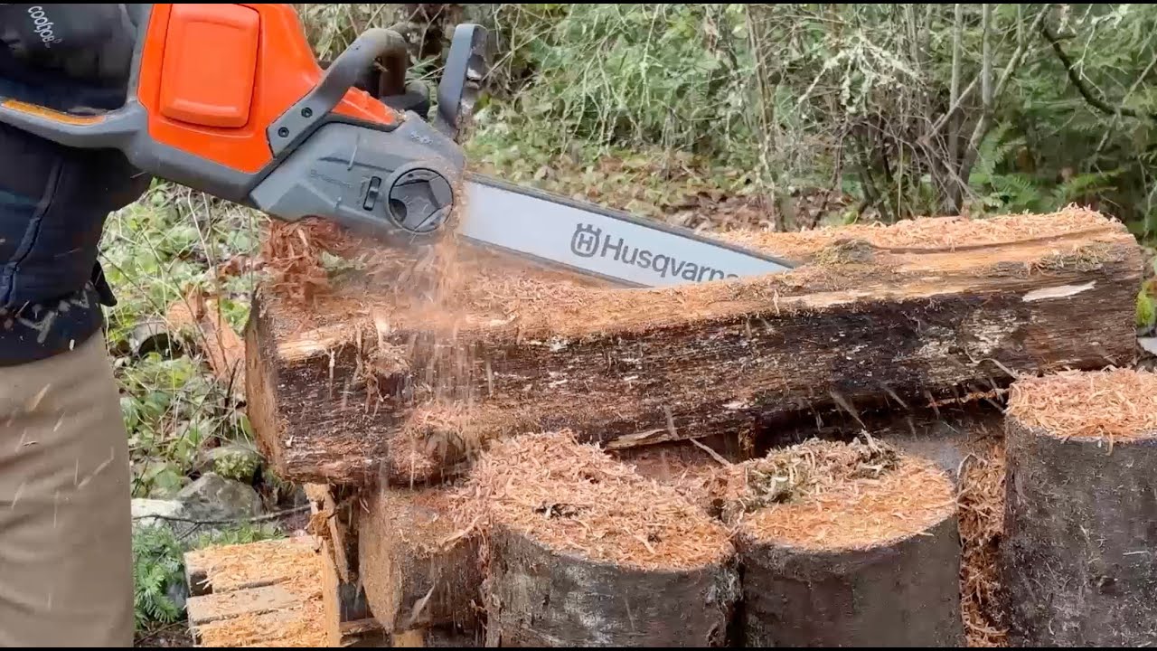 PNW TRAILCRAFT - Fixing a dangerous trail feature & splitting cedar planks