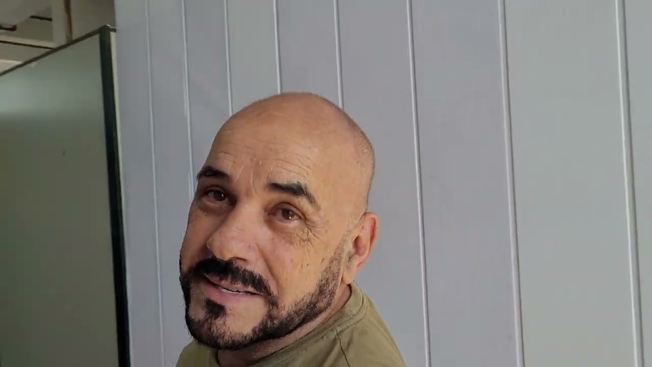 CRIADOURO COMERCIAL CELEBRIDADE  RJ,  PROPRIETARIO BIBI,  QUER DIFERENTE VEM PARA O CELEBRIDADE.