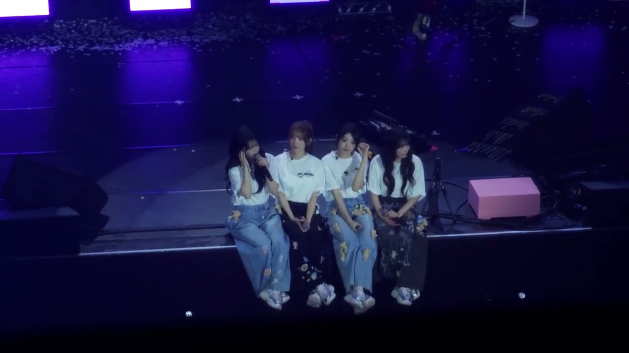 260214_18.Yours Sincerely  (QWER 1ST WORLD TOUR-ROCKATION- in TAIPEI)