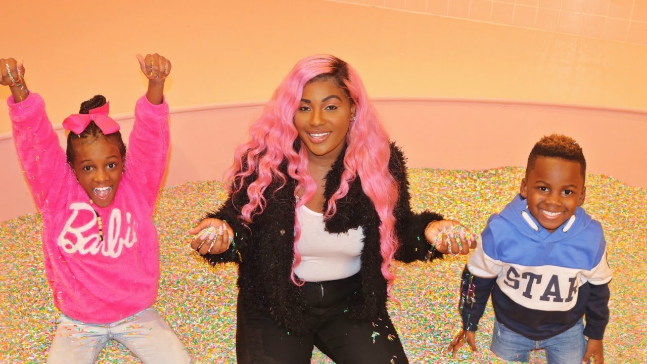WE WENT TO THE MUSEUM OF ICE CREAM- Family Vlog