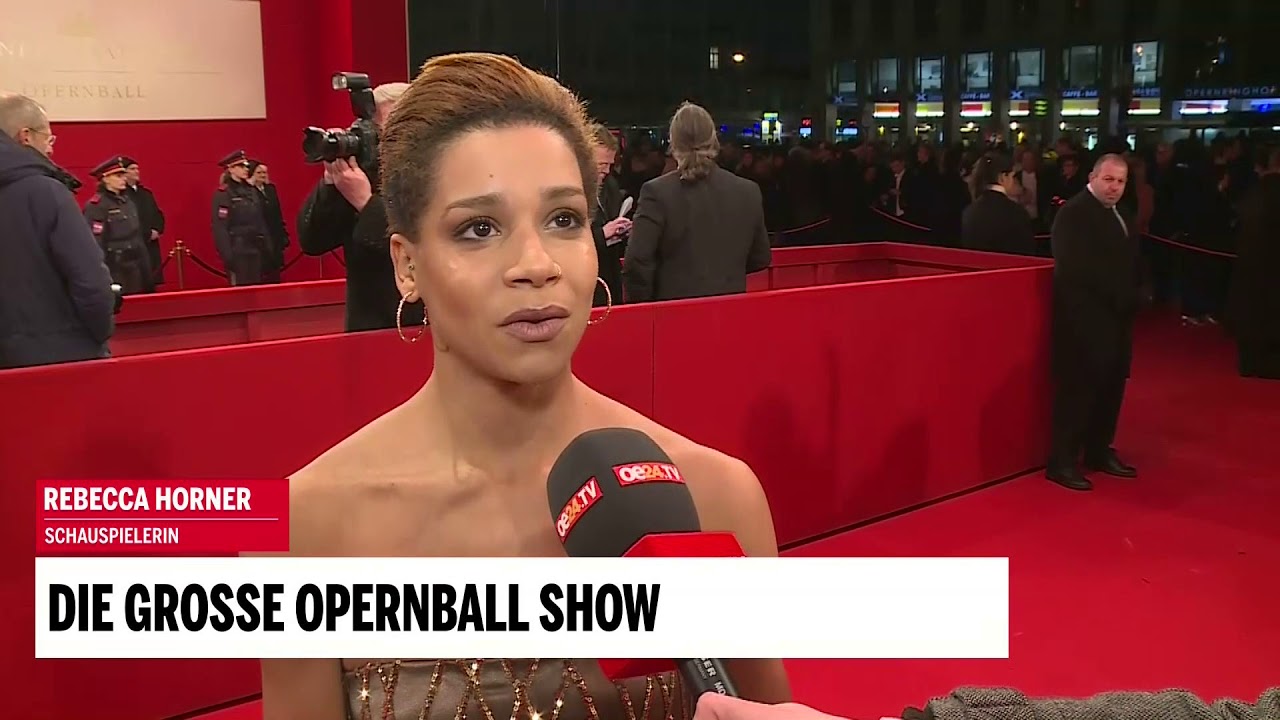 Opernball: Rebecca Horner am Red Carpet