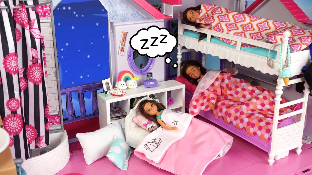 Barbie New Family After School Routine -  Homework Tree House Play Date & Making Pizza