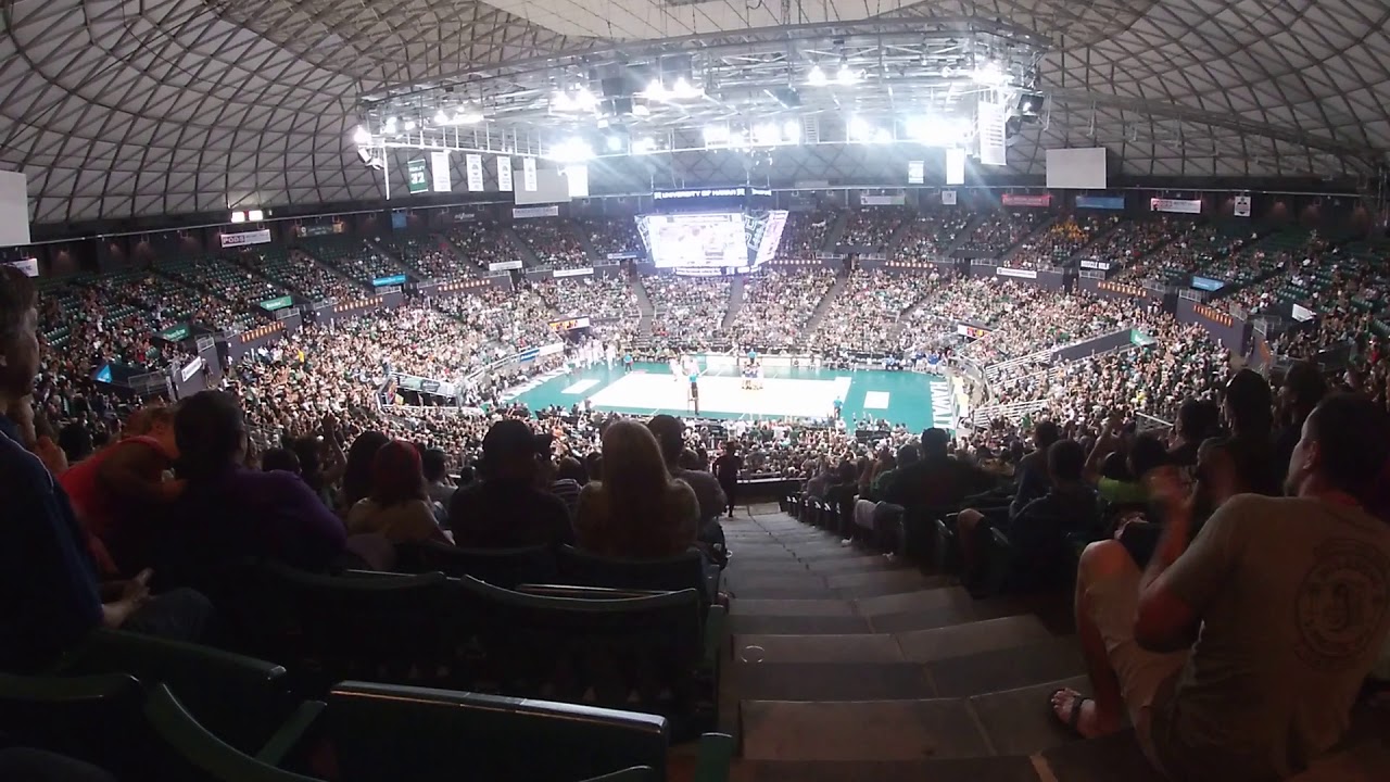 Stan Sheriff Center UH Mens Volleyball
