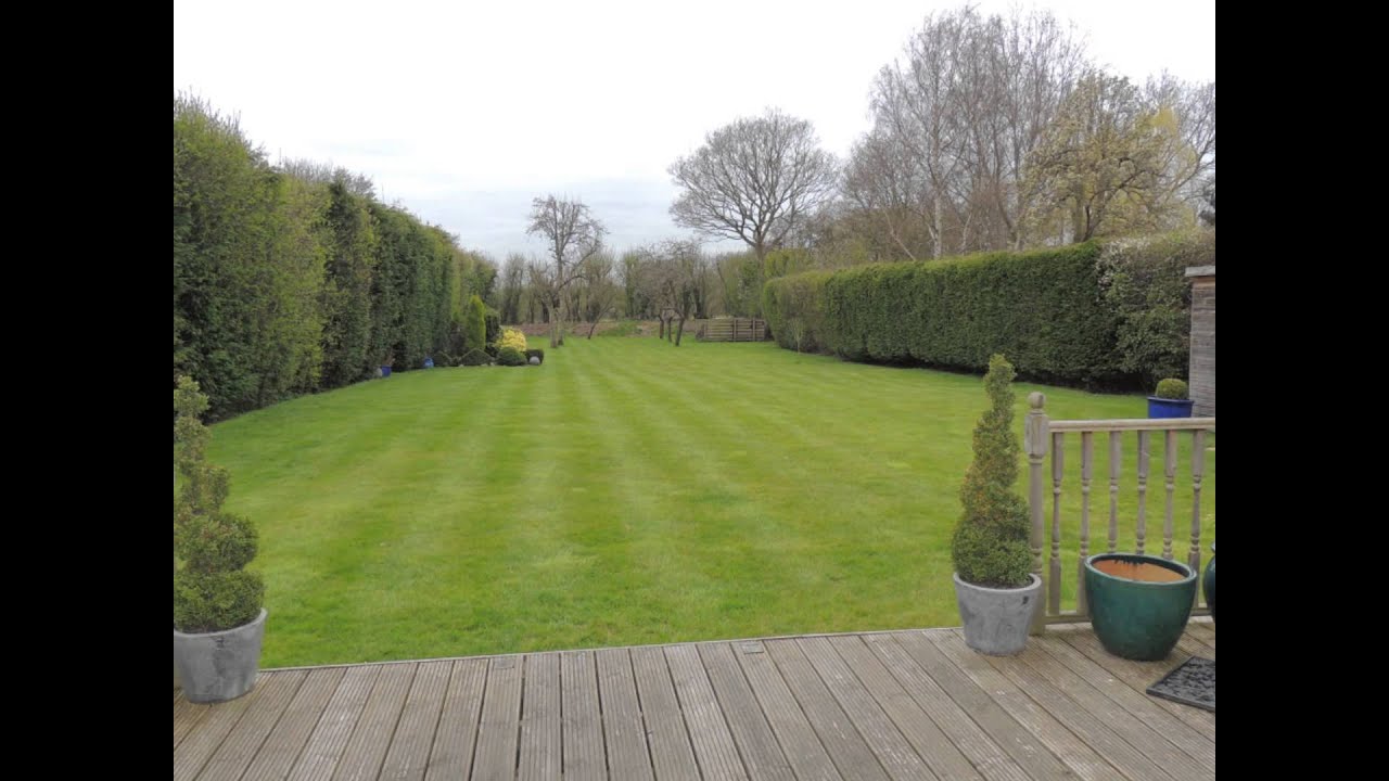 Curch Road, Ramsden Bellhouse