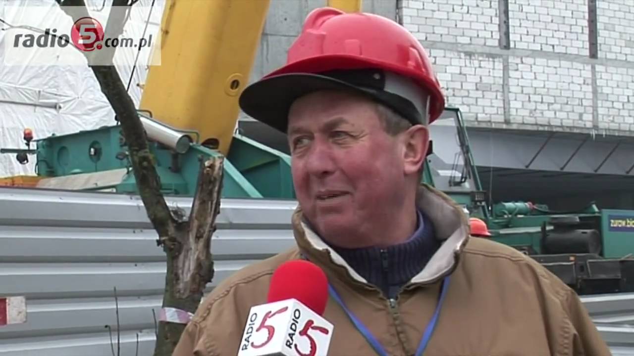 Suwałki: Pierwsi robotnicy z firm podwykonawczych porzucają plac budowy Centrum Plaza