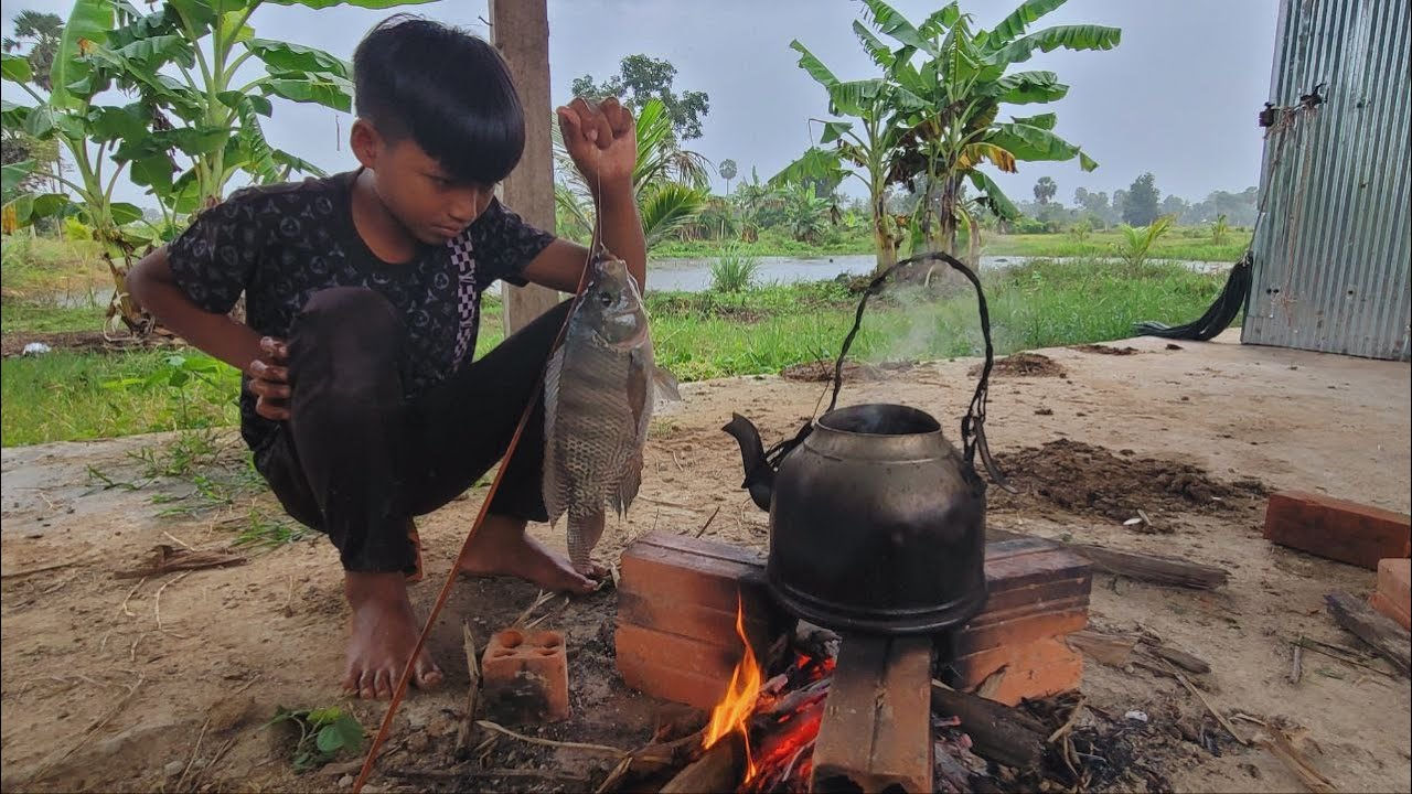 Bushcraft, a journey of discovery, living, and enjoying traditional food in nature [Full video]