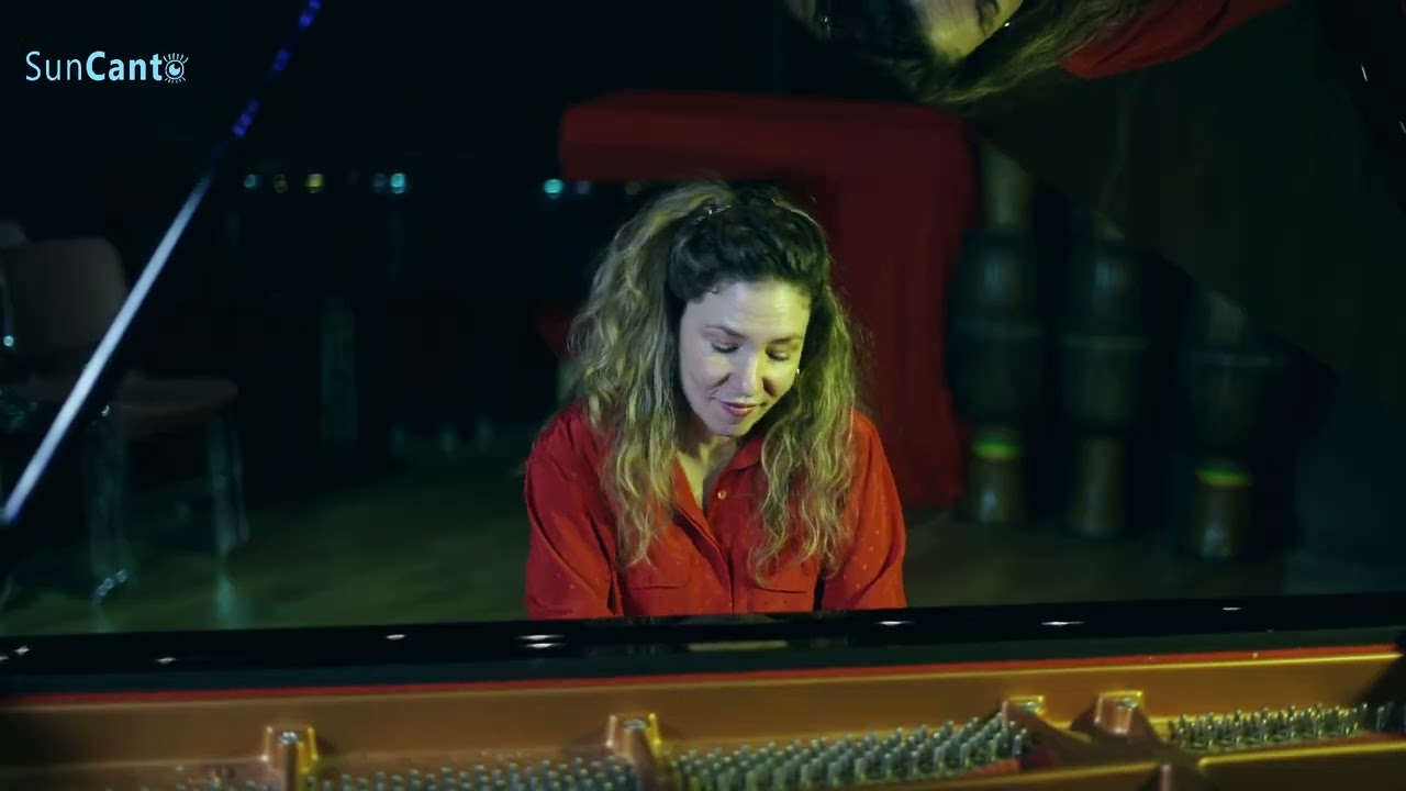 Tulia Rodriguez (Cristal)