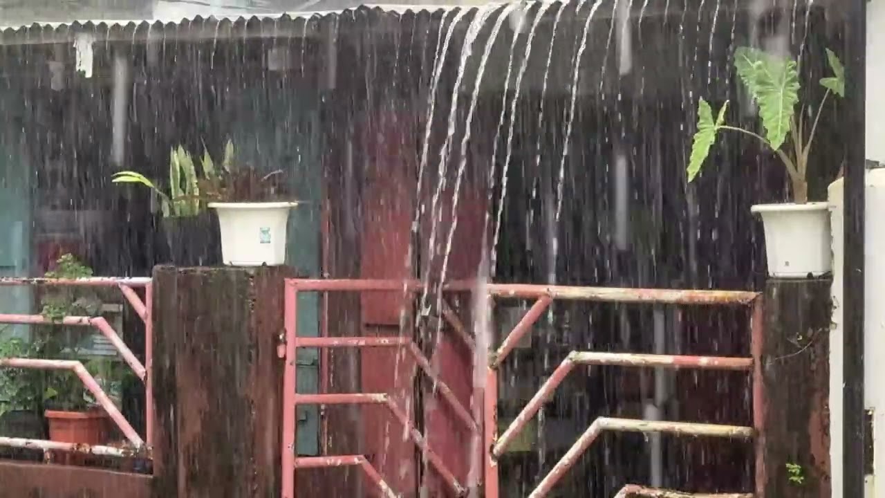 Fall Asleep Immediately in 3 Minutes with Torrential Rain on Tin Roof of Farmhouse
