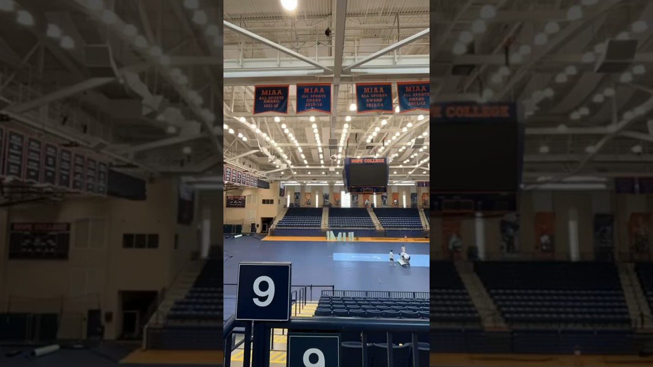 How to build an Olympic handball court in less than :30 seconds