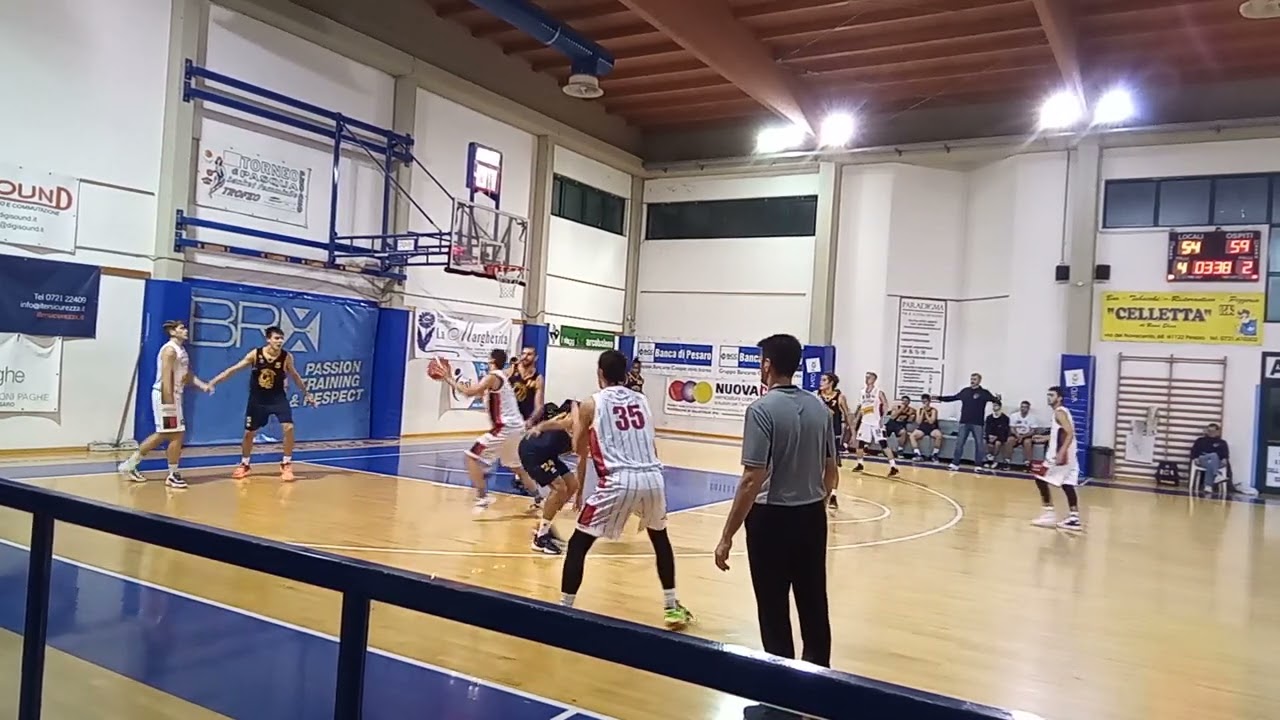 Vuelle Pesaro VS FalkoDinamis (4&deg; Quarto) 16/12/2022