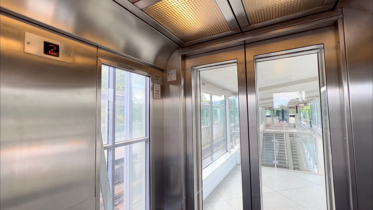 2004 Schindler Holeless Hydraulic Elevator @ Åkeshov Subway Station, Bromma, Sweden.