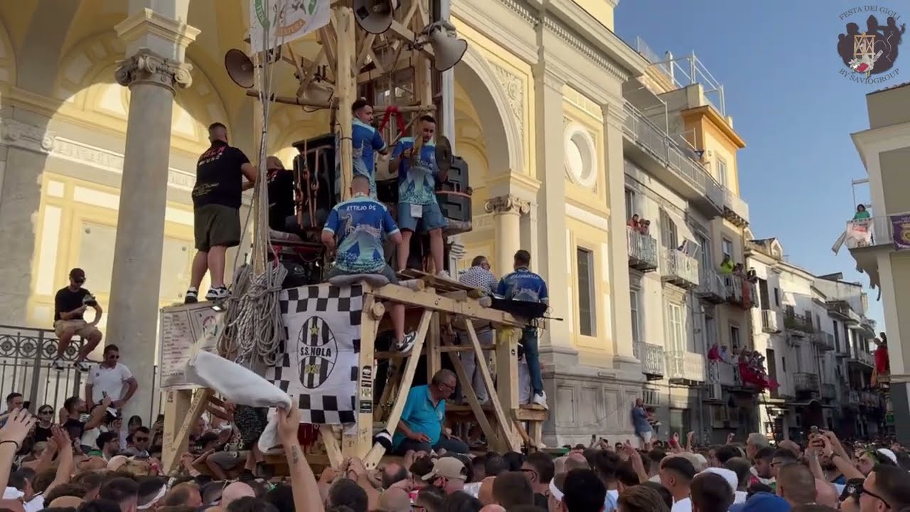 Nola 2024 - Giglio Del Panettiere, uscita da Piazza Duomo