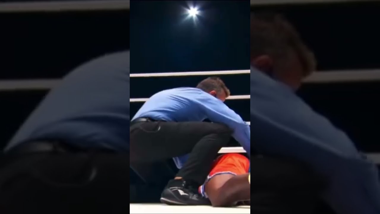 Nate Robinson&rsquo;s fall when Jake Paul KO&rsquo;d him is PRICELESS #boxing #shorts