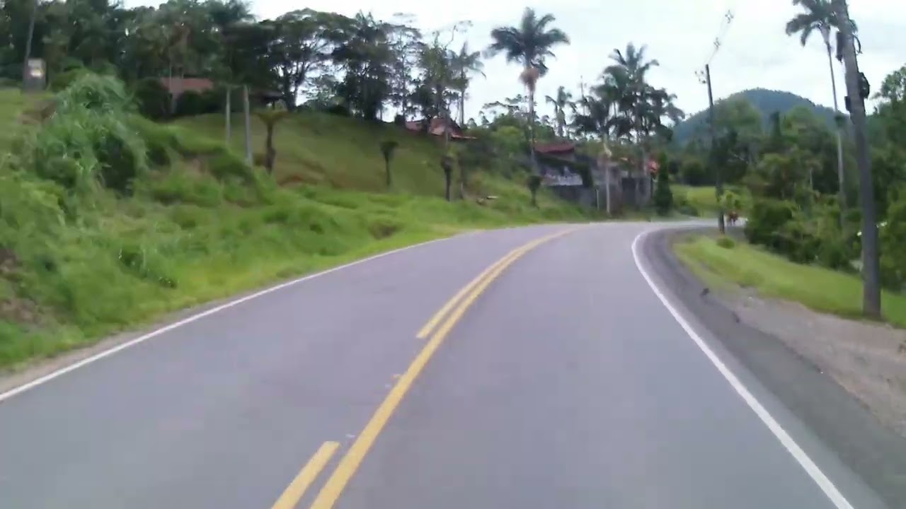 Benedito na estrada pelas estradas de Santa catarina 🚍😉🫶