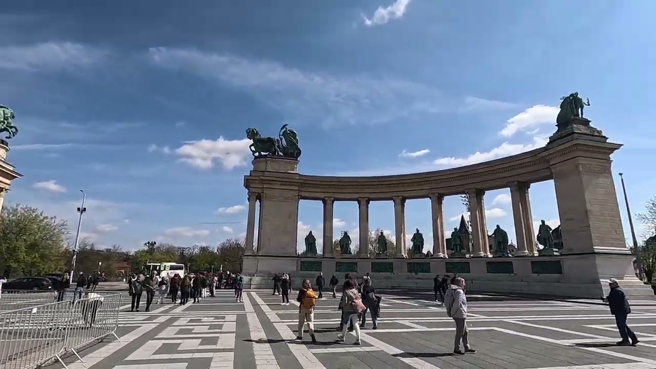 Hero's Square in Budapest pre protest concert 4/12/26