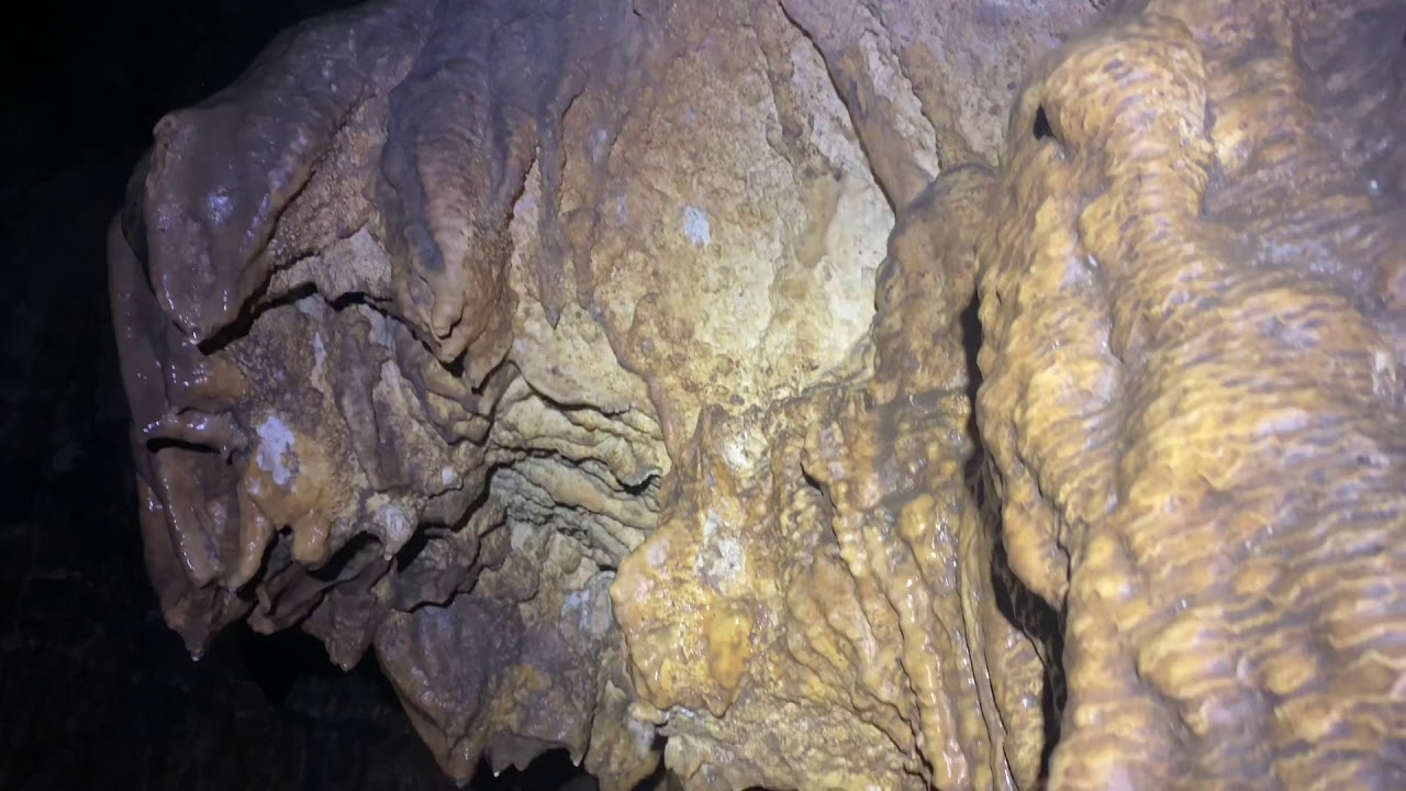 Durch die Gustav-Jakob-Höhle