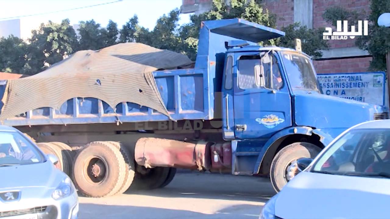 تحقيقات البلاد : حقائق تكشف ما وراء مملكة ناهبي الرمال في الجزائر 2015- El Bilad TV-