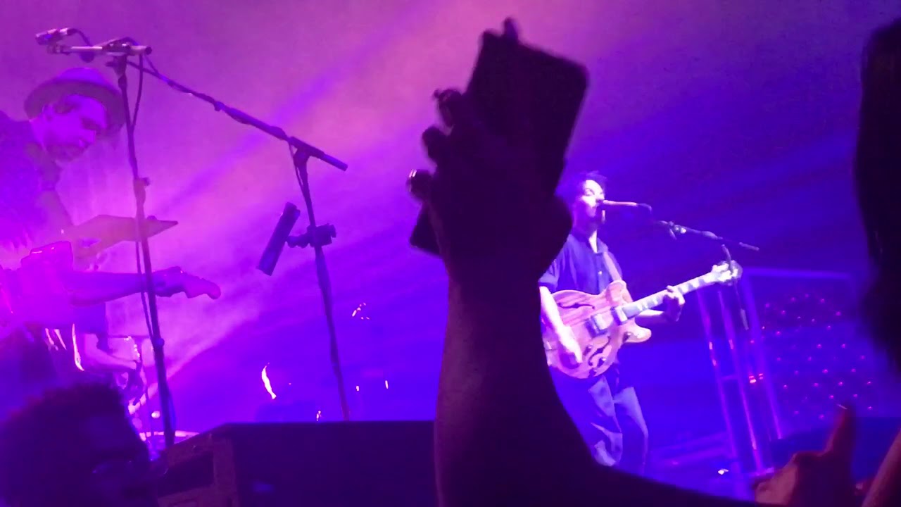 Bad things- Milky Chance- Live at Fox Theater in Oakland (9-21-17)